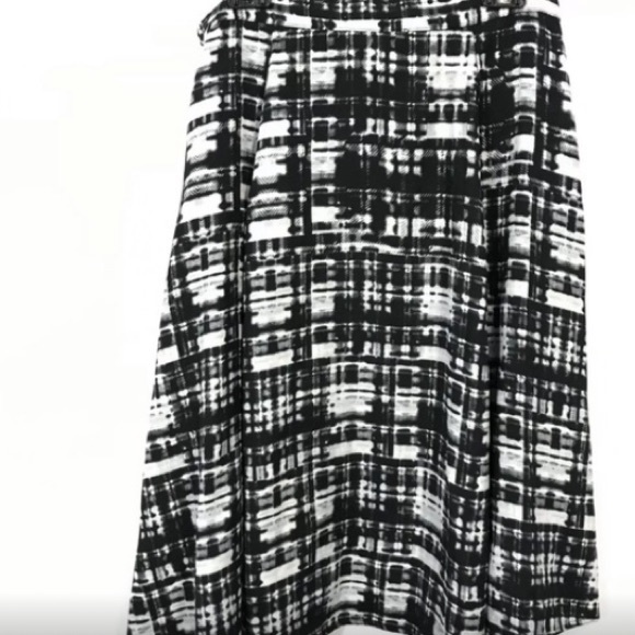 Lily White Midi Skirt - Picture 2 of 6